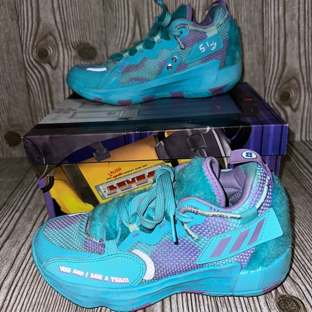 Adidas Monsters Inc. x Dame 7 EXTPLY Big Kid Sulley